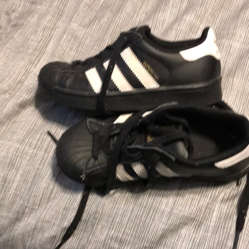 Kids adidas sneakers